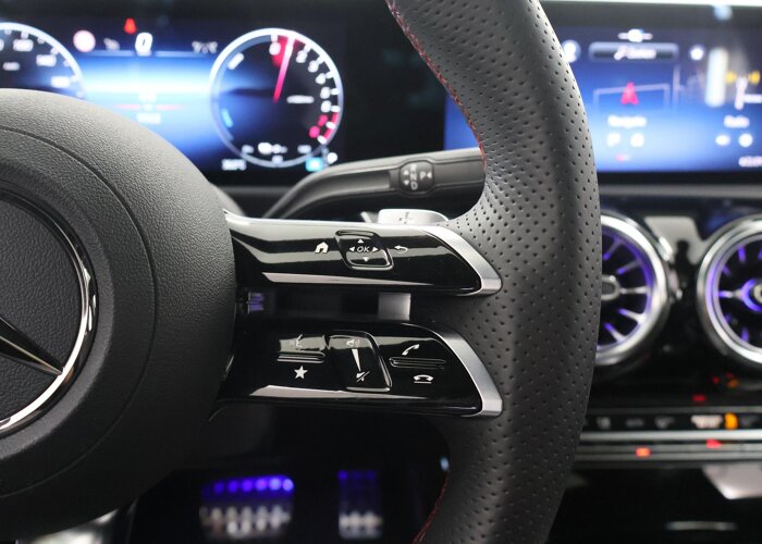 Mercedes-Benz A-Klasse 250e Business Solution AMG
