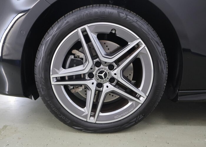 Mercedes-Benz A-Klasse 250e Business Solution AMG
