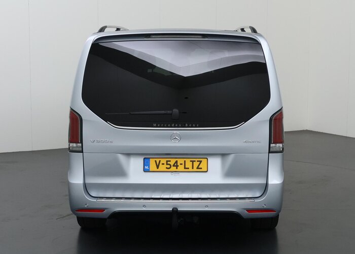 Mercedes-Benz V-Klasse 300d XL L3 AMG 4-Matic | Dubbele Cabine |