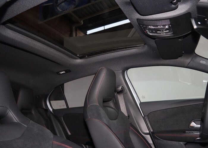 Mercedes-Benz A-Klasse 180 Business Solution AMG