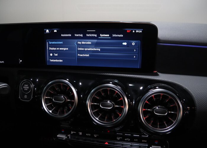 Mercedes-Benz A-Klasse 180 Business Solution AMG