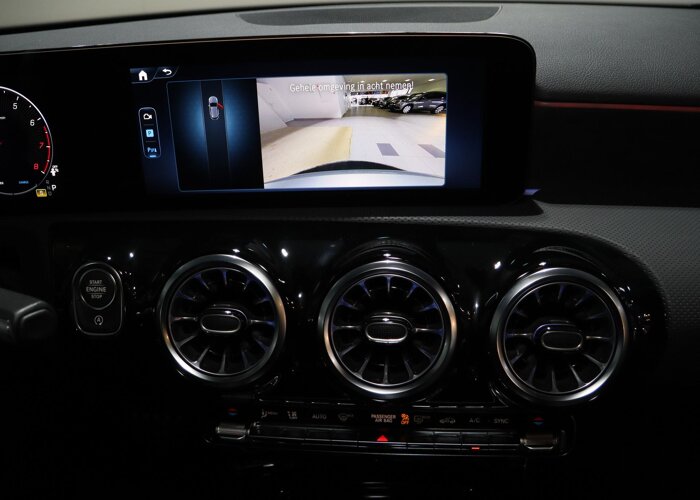 Mercedes-Benz A-Klasse 180 Business Solution AMG