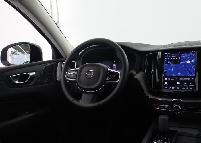 Volvo XC60 2.0 T6 Plug-in hybrid AWD Plus Dark