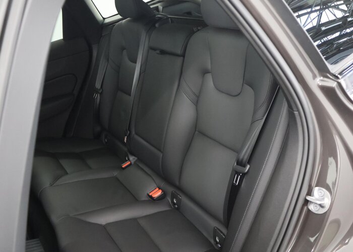 Volvo XC60 2.0 T6 Plug-in hybrid AWD Plus Dark