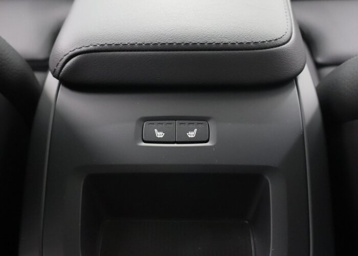 Volvo XC60 2.0 T6 Plug-in hybrid AWD Plus Dark