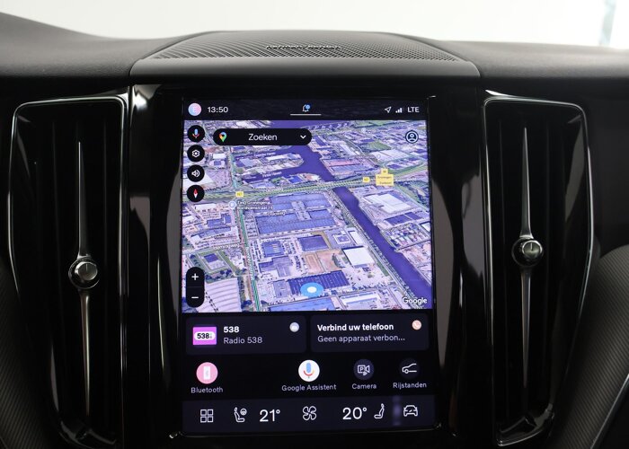 Volvo XC60 2.0 T6 Plug-in hybrid AWD Plus Dark