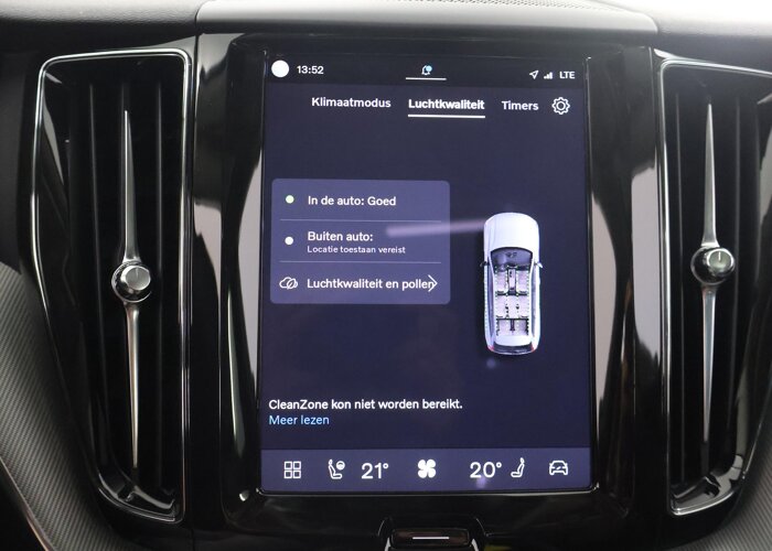 Volvo XC60 2.0 T6 Plug-in hybrid AWD Plus Dark