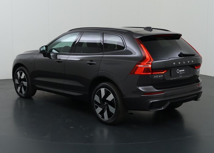 Volvo XC60 2.0 T6 Plug-in hybrid AWD Plus Dark