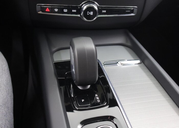 Volvo XC60 2.0 T6 Plug-in hybrid AWD Plus Dark