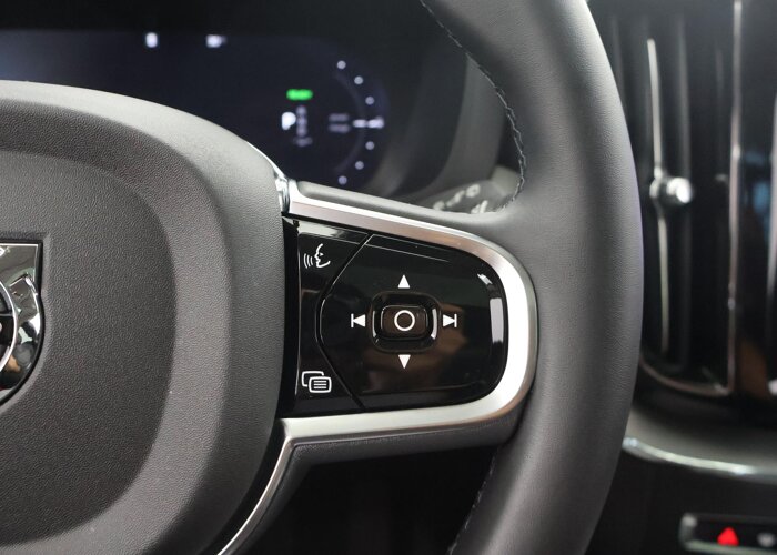 Volvo XC60 2.0 T6 Plug-in hybrid AWD Plus Dark