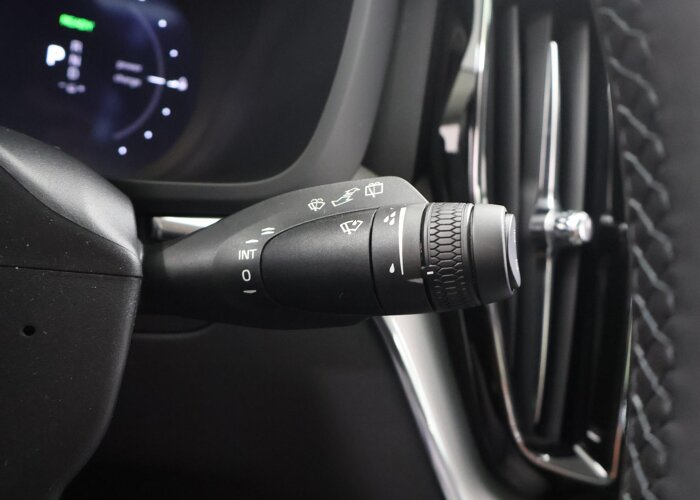 Volvo XC60 2.0 T6 Plug-in hybrid AWD Plus Dark