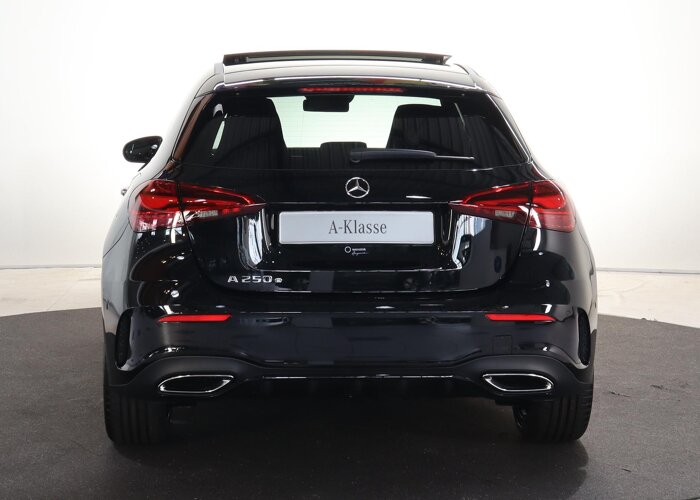 Mercedes-Benz A-Klasse 250 e Business Solution AMG