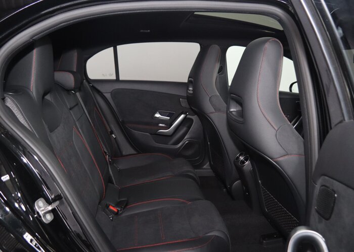 Mercedes-Benz A-Klasse 250 e Business Solution AMG