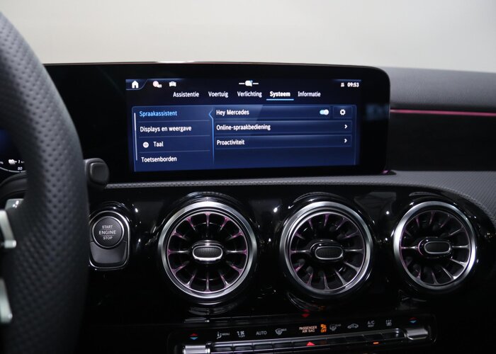 Mercedes-Benz A-Klasse 250 e Business Solution AMG