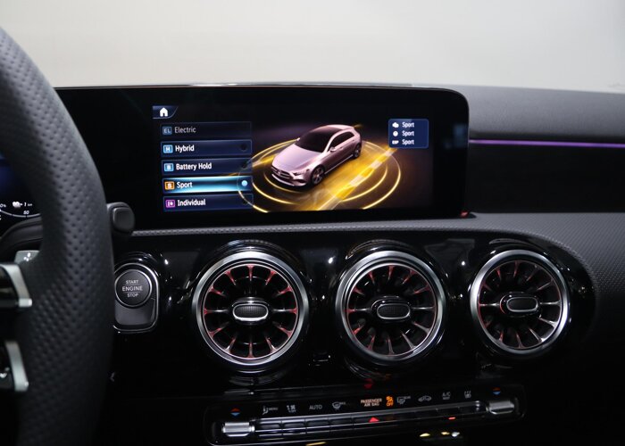 Mercedes-Benz A-Klasse 250 e Business Solution AMG