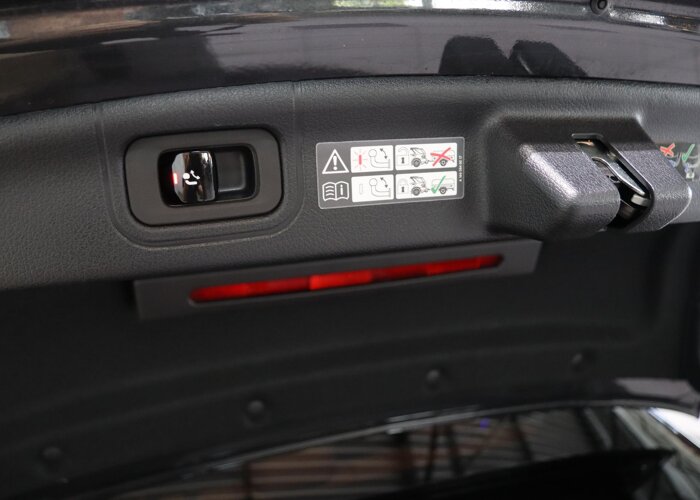 Mercedes-Benz C-Klasse 180 AMG Line