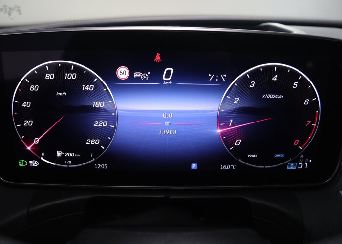 Mercedes-Benz C-Klasse 180 AMG Line