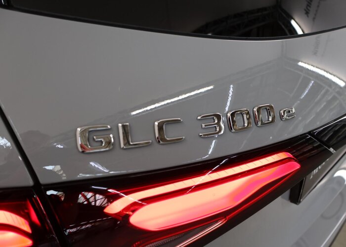 Mercedes-Benz GLC 300e 4MATIC Business Solution AMG