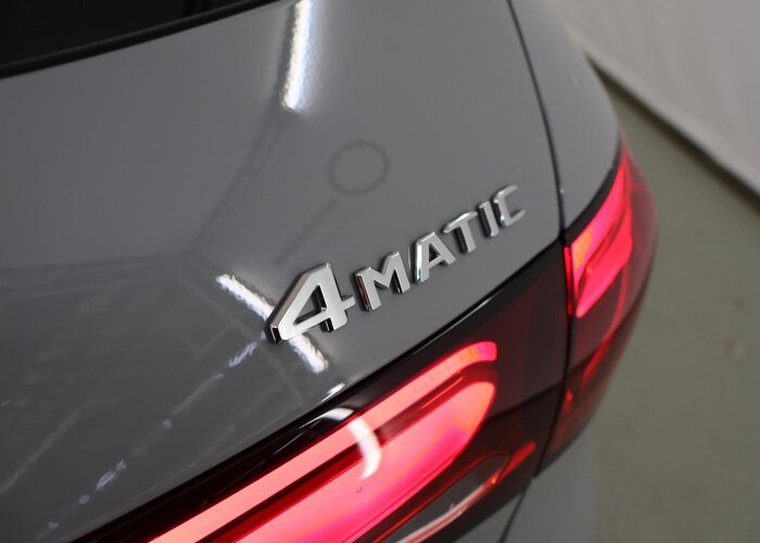 Mercedes-Benz GLC 300e 4MATIC Business Solution AMG