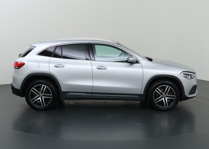 Mercedes-Benz GLA 250 e Progressive