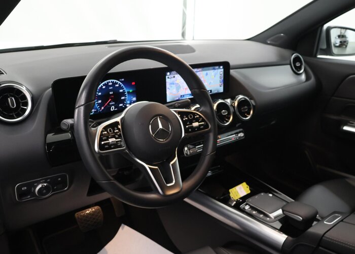 Mercedes-Benz GLA 250 e Progressive