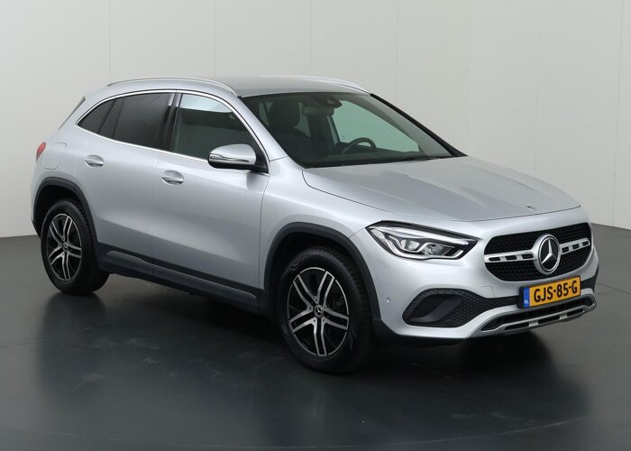 Mercedes-Benz GLA 250 e Progressive