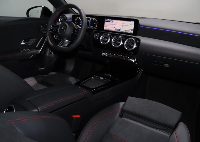 Mercedes-Benz A-Klasse 250e Business Solution AMG