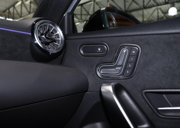 Mercedes-Benz A-Klasse 250e Business Solution AMG