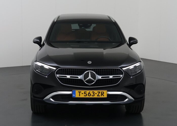Mercedes-Benz GLC 300e 4MATIC Luxury Line