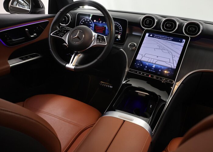 Mercedes-Benz GLC 300e 4MATIC Luxury Line