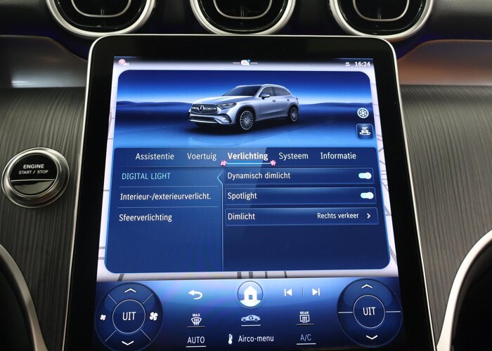 Mercedes-Benz GLC 300e 4MATIC Luxury Line