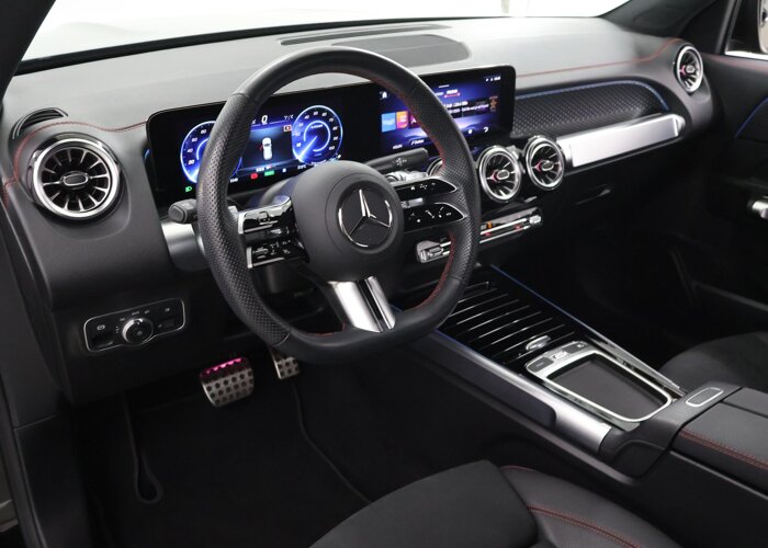 Mercedes-Benz EQB 250+ AMG Line 71 kWh
