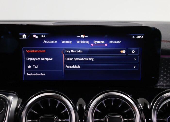 Mercedes-Benz EQB 250+ AMG Line 71 kWh