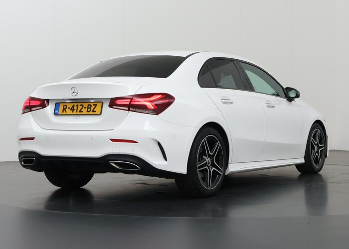 Mercedes-Benz A-Klasse 180 AMG Line
