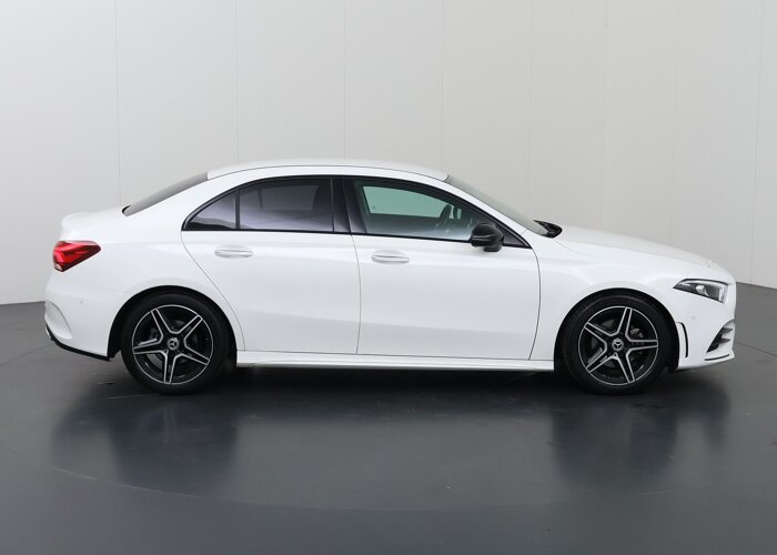 Mercedes-Benz A-Klasse 180 AMG Line