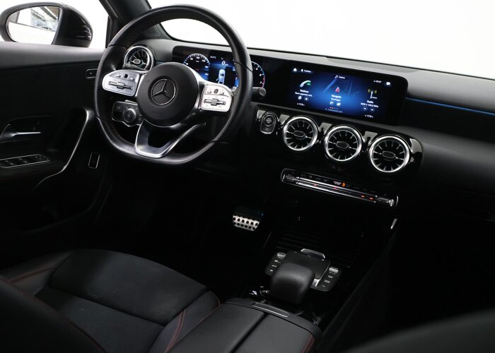 Mercedes-Benz A-Klasse 180 AMG Line