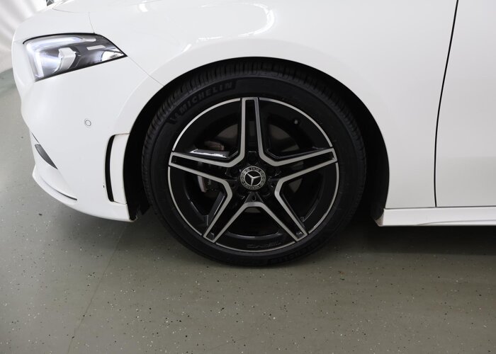 Mercedes-Benz A-Klasse 180 AMG Line