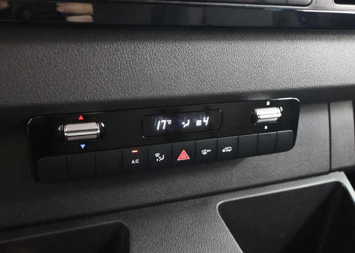 Mercedes-Benz Sprinter 317 CDI L2 H2 Pro