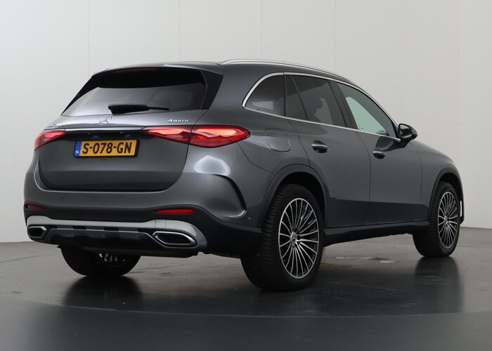Mercedes-Benz GLC 300e 4MATIC AMG Line