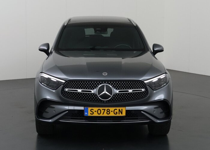 Mercedes-Benz GLC 300e 4MATIC AMG Line