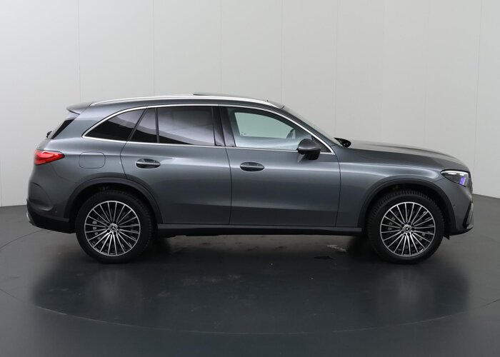 Mercedes-Benz GLC 300e 4MATIC AMG Line