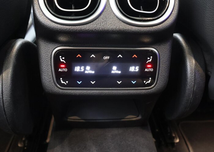 Mercedes-Benz GLC 300e 4MATIC AMG Line