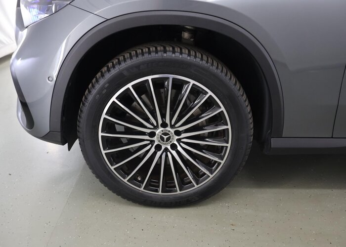 Mercedes-Benz GLC 300e 4MATIC AMG Line
