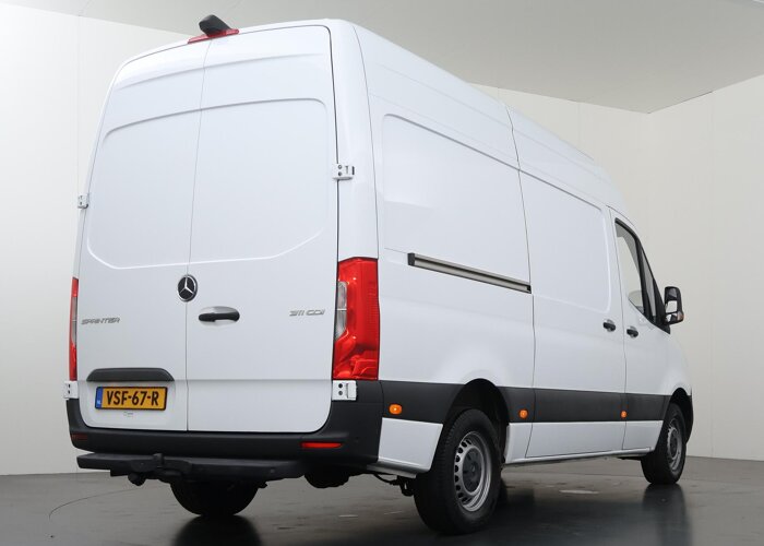 Mercedes-Benz Sprinter 311 CDI L2 H2 RWD