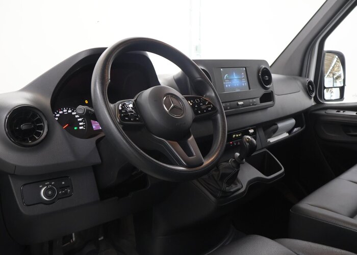 Mercedes-Benz Sprinter 311 CDI L2 H2 RWD