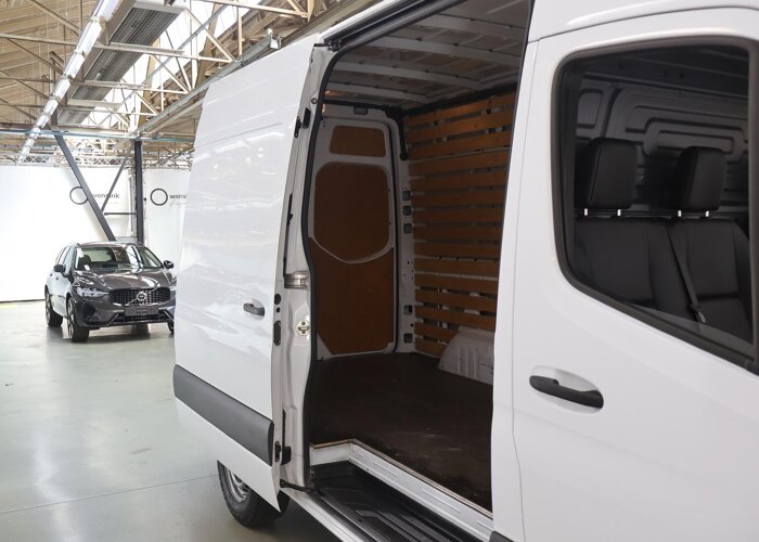 Mercedes-Benz Sprinter 311 CDI L2 H2 RWD