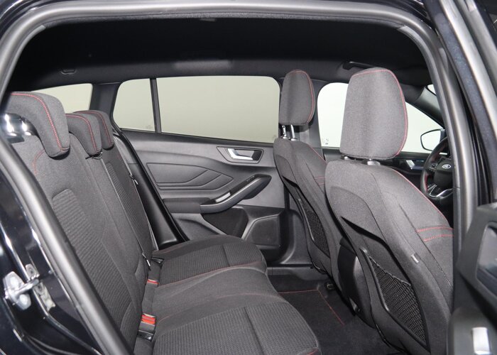 Ford FOCUS Wagon 1.0 EcoBoost Hybrid ST Line X