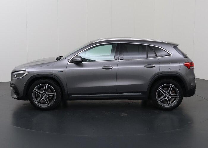 Mercedes-Benz GLA 250 e AMG