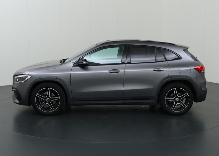 Mercedes-Benz GLA 200 Business Solution AMG