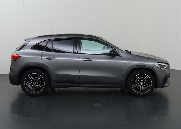 Mercedes-Benz GLA 200 Business Solution AMG